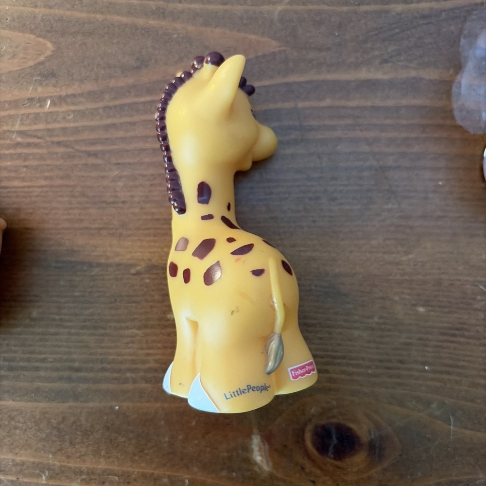 Fisher Price Little People Noahs Ark/ Zoo Bear Elephant Giraffe Tiger Lot of 5 - Picture 9 of 9